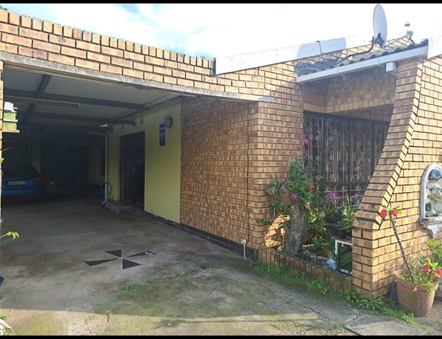 4 BEDROOM HOUSE FOR SALE IN NAGINA